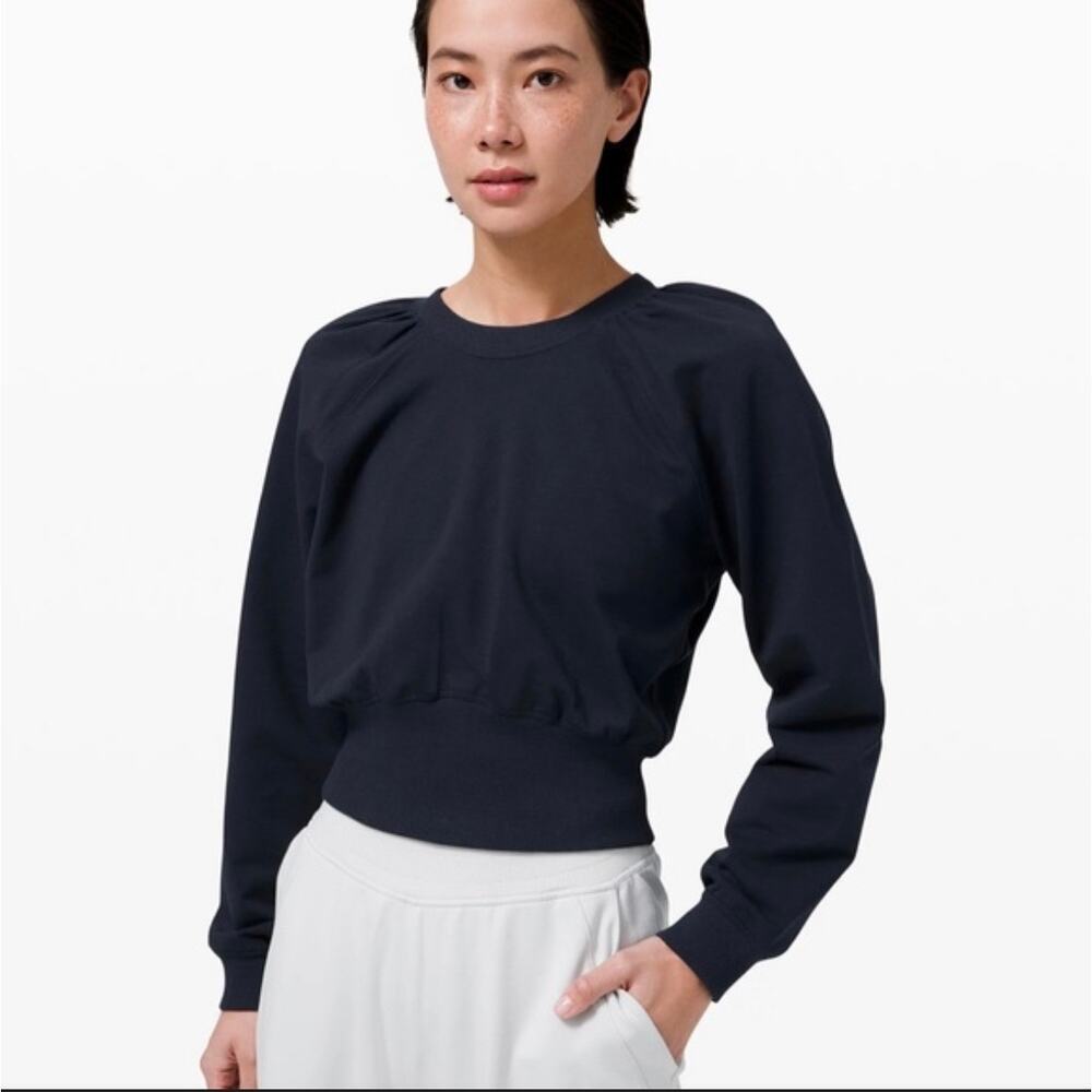 Lululemon LA puff sleeve cropped sweatshirt navy blue